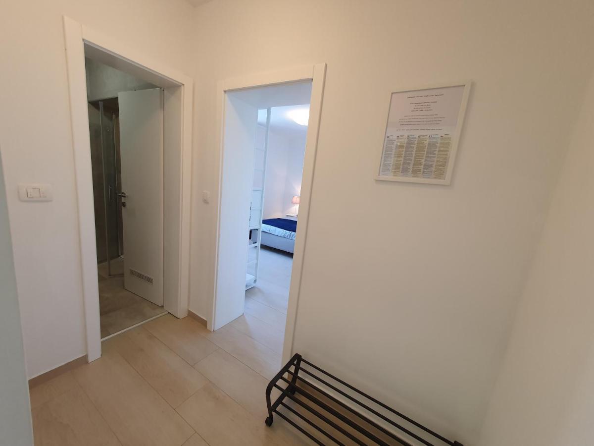 Apartmani Melanie Poreč Exteriör bild