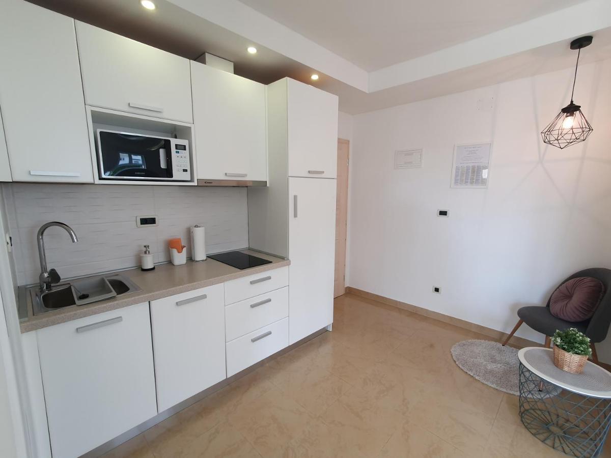 Apartmani Melanie Poreč Exteriör bild
