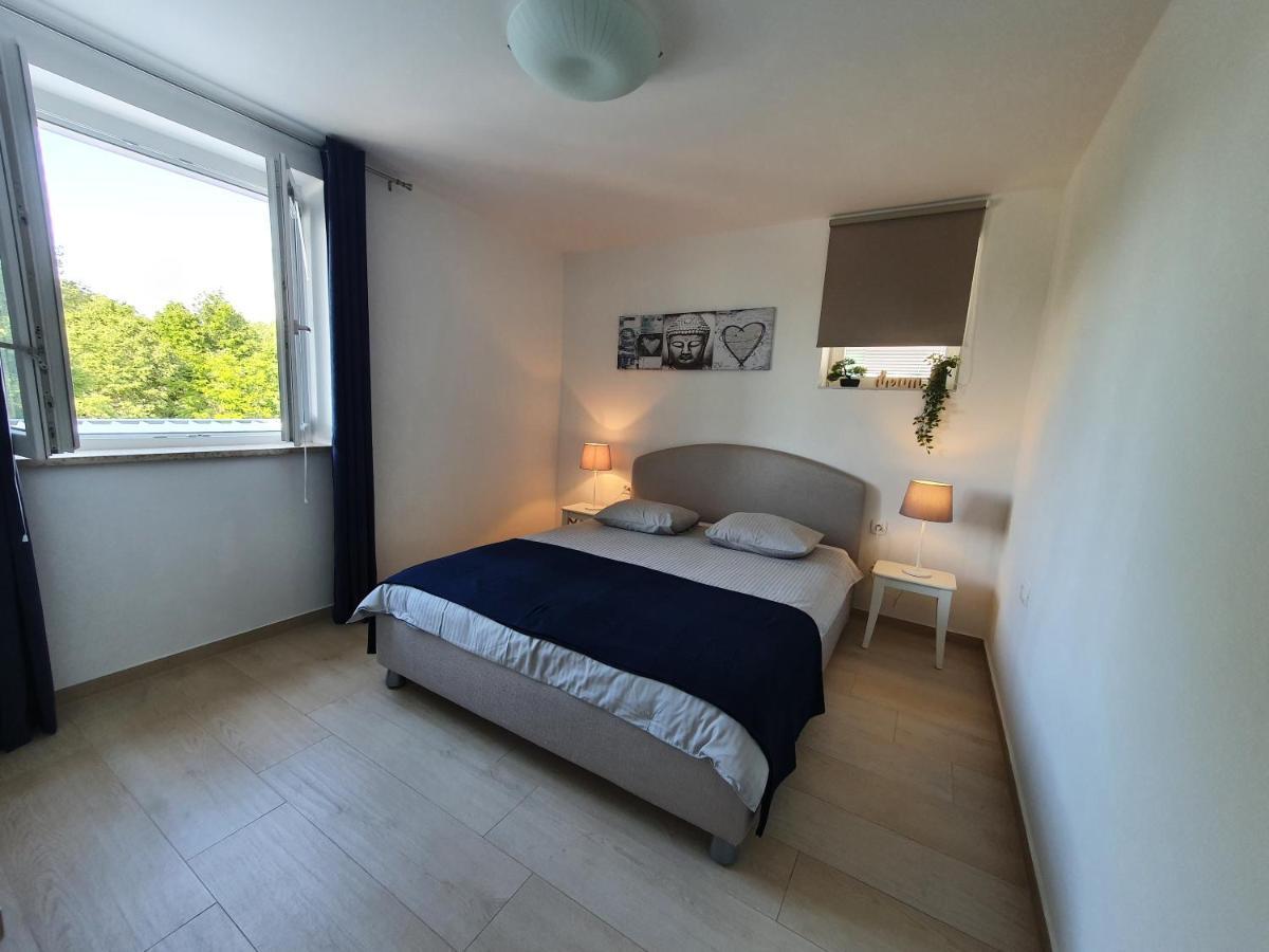 Apartmani Melanie Poreč Exteriör bild