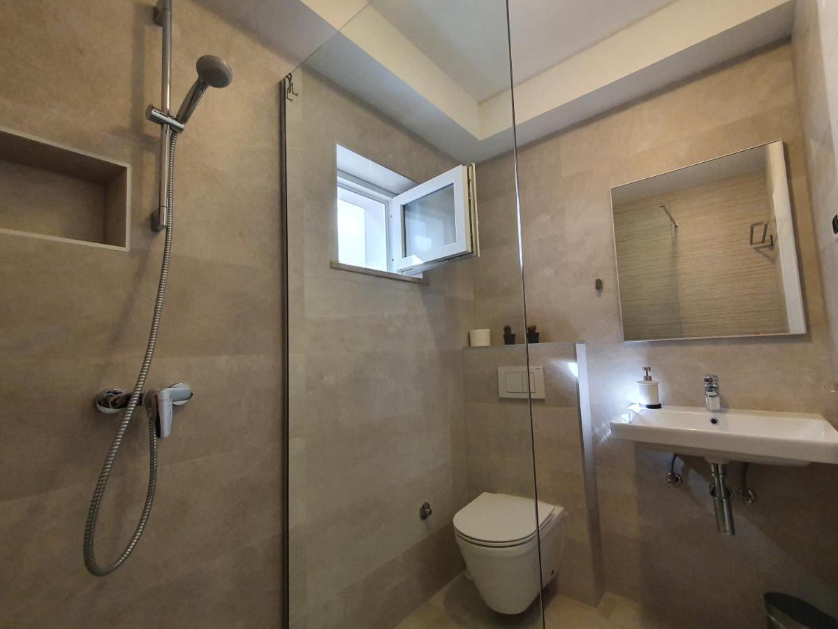 Apartmani Melanie Poreč Exteriör bild